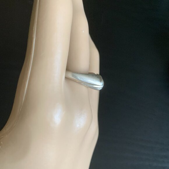 Sterling Abstract Ring - Picture 3 of 8